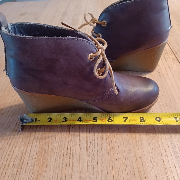 SPERRY TOPSIDER " HARLOW"  BURNISHED LEATHER WEDGE BOOTIES SIZE 8 - Picture 10 of 13
